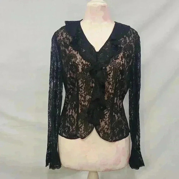 Kate Hill All That Glitters Lace Snap Front Ruffle Top - Picture 1 of 10